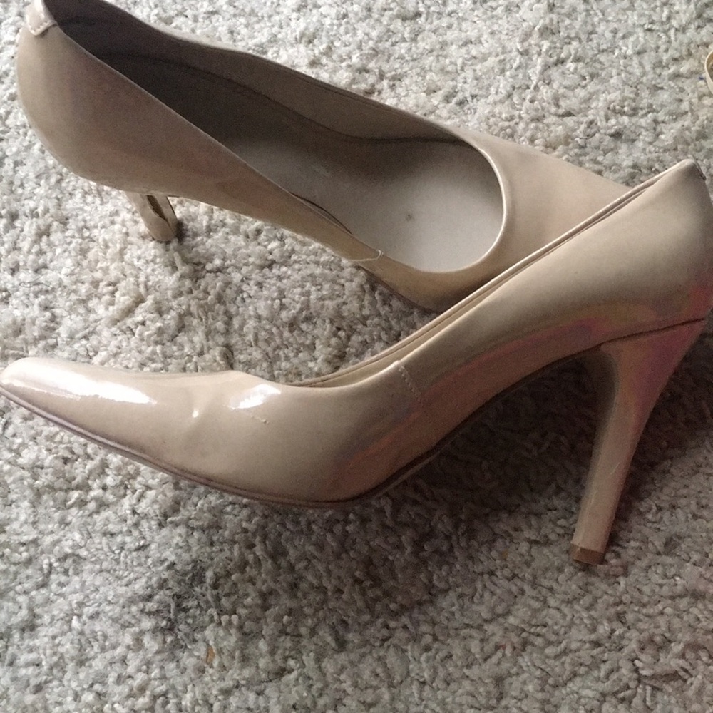 Point toe pumps - Picture 2 of 8